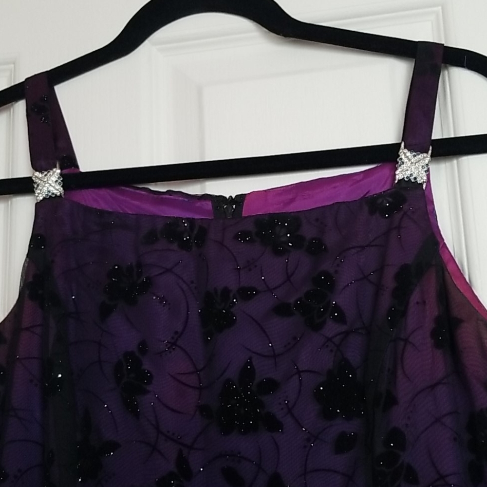 Dress 8P by Jaslene. Black over purple lining - Picture 2 of 8